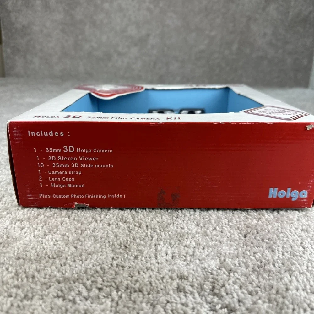 Holga 3D 35mm Film Camera Kit UNTESTED New in Box